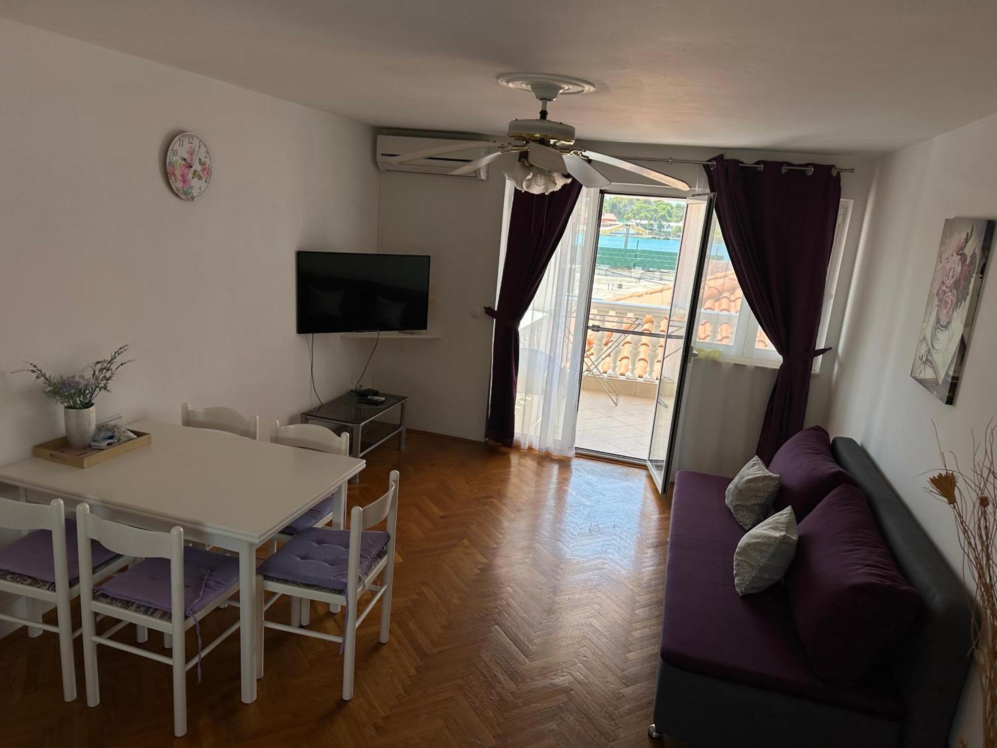 Apartment And Rooms Sidro بيتريتْشاني المظهر الخارجي الصورة